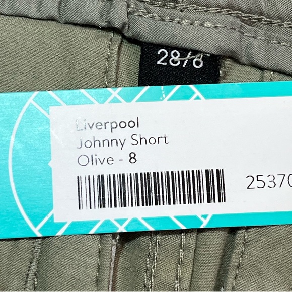 Liverpool Johnny Shorts Womens Size 6 Olive Buddy Rolled Chino Stretch NWT - Picture 5 of 12